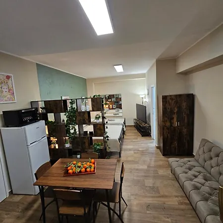 Rc Annunziata 度假居 *